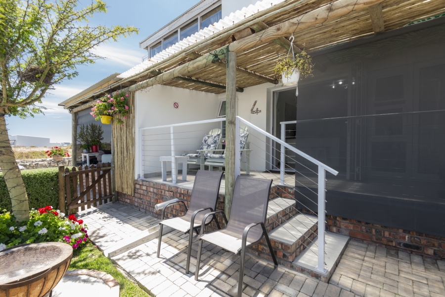 7 Bedroom Property for Sale in Jacobsbaai Western Cape